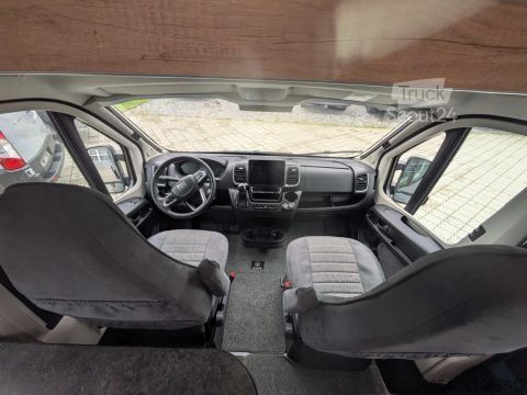 Bobil La Strada Avanti EB 180PS/Autom/Solar/Navi