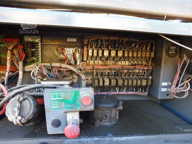 Arbejdsplatform Skyjack SJ9241---13m