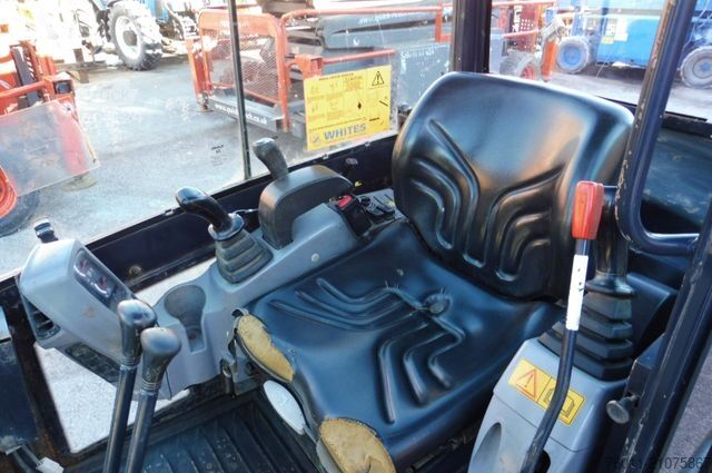 Minirýpadlo KUBOTA KX016-4