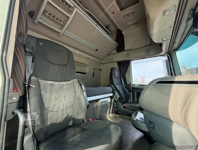 Refrigerated truck DAF XF 480 SSC FAR 812x250x275 CM INSIDE DHOLLANDIA