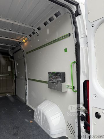 Fourgon tôlé CITROEN Jumper Kastenwagen L3H2 3.3T  Diesel 140 Manue40