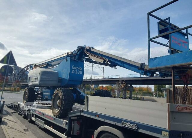 ⇒ Genie Z 135/70 Diesel 43 m - TruckScout24.com 🏷️