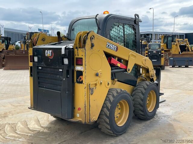 Radlader Caterpillar 226D3
