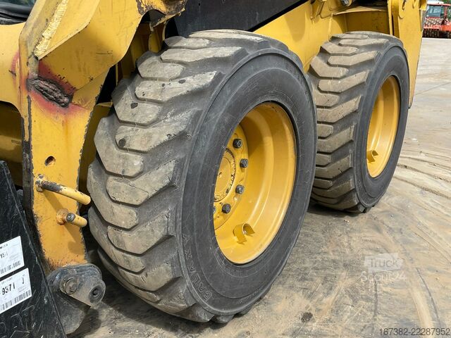 Radlader Caterpillar 226D3
