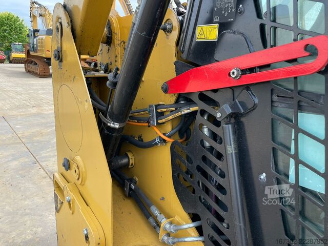 Radlader Caterpillar 226D3