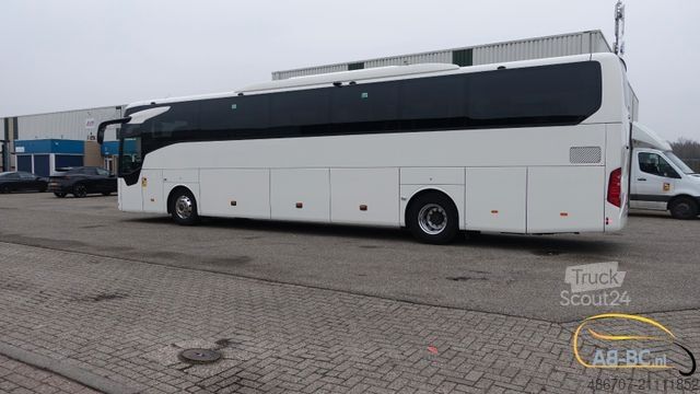 Motor coach MERCEDES-BENZ Tourismo RHD, 55 Sitze, Euro 6