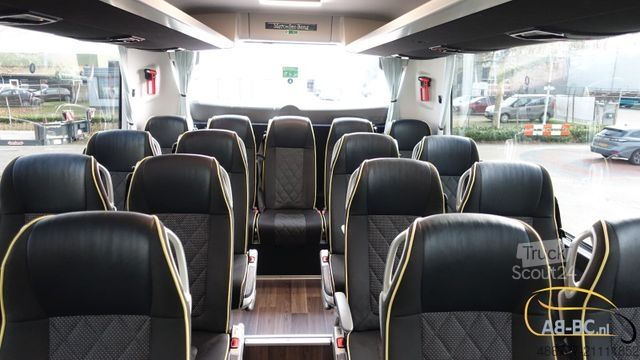 Motor coach MERCEDES-BENZ Tourismo RHD, 55 Sitze, Euro 6