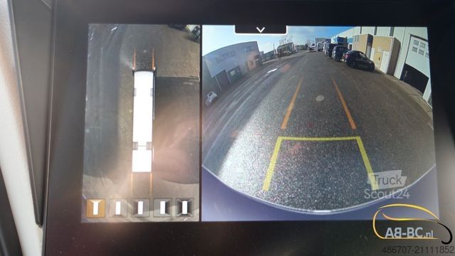 Motor coach MERCEDES-BENZ Tourismo RHD, 55 Sitze, Euro 6