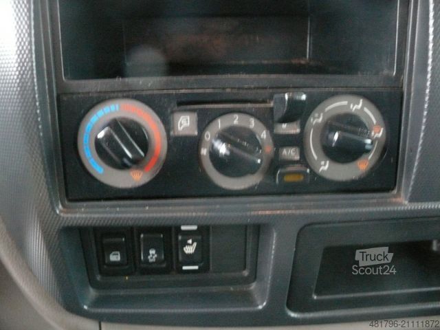 Furgón volquete trilateral NISSAN NT400*3 Seiten-Kipper*Euro 6* Klima