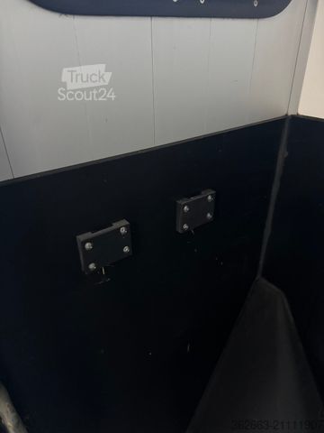 Veetransporter RENAULT Master, gebr. Sodiak 3-Sitzer, 180 PS, 6-Gang