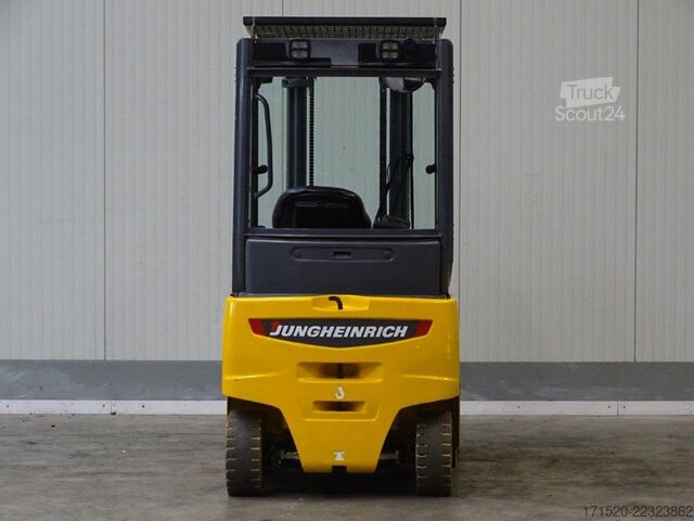 Čelný vysokozdvižný vozík Jungheinrich EFG320