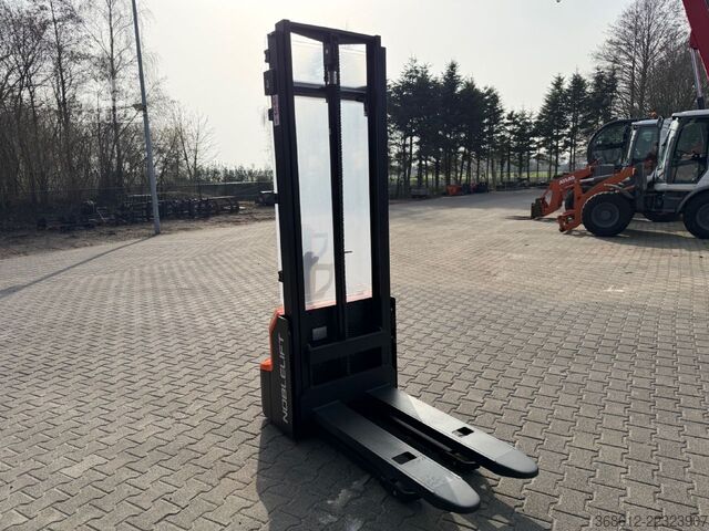 رافعة يدوية Noblelift PSE 12 B