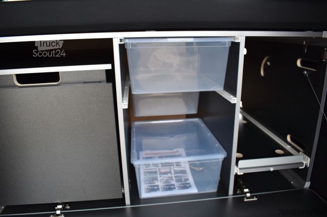 Rulotă/autocaravană MERCEDES-BENZ V 300 d Lang 4 Matic 9 G-Tr. Avantg. AMG Campaer