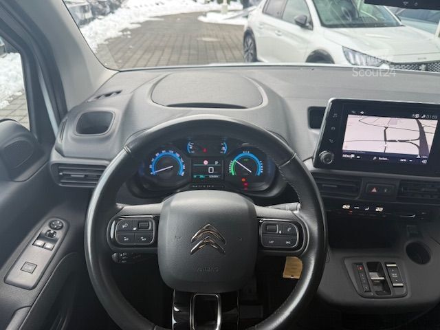 Panel van CITROEN Berlingo Asphalt M Electric 136 *SITZH*KAMERA*