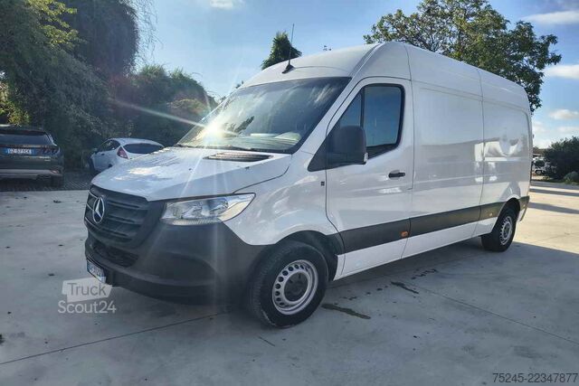 شاحنة بانل Mercedes-Benz SPRINTER 311 CDI 2.2