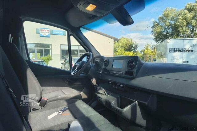 شاحنة بانل Mercedes-Benz SPRINTER 311 CDI 2.2