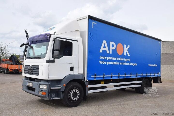 Bâche coulissante MAN TGM 18.280