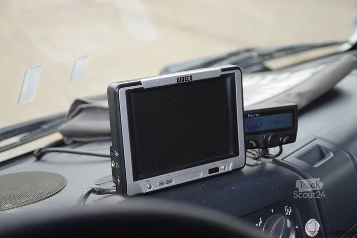 Bâche coulissante MAN TGM 18.280