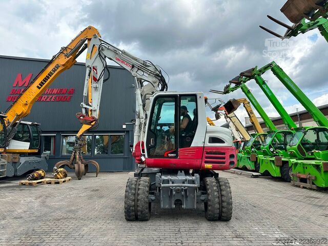 Tekerlekli ekskavatör Takeuchi TB 295 W
