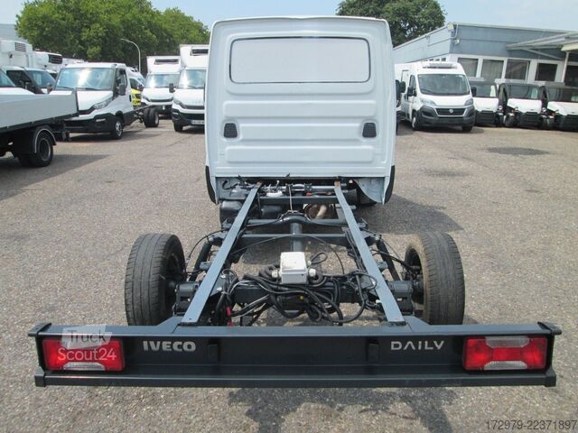 هيكل فان IVECO 35 S12 *Fahrgestell*Euro6*