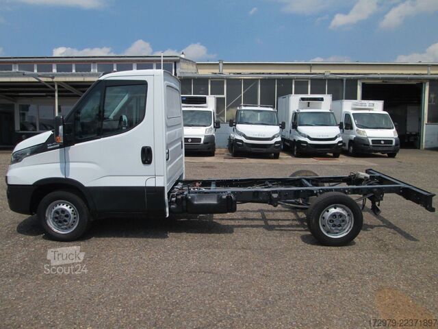 هيكل فان IVECO 35 S12 *Fahrgestell*Euro6*