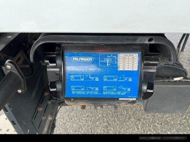 Кастомизированный фургон MERCEDES-BENZ Atego 823 L Koffer 7,30m* LBW 1to*Klima*Alu*TOP