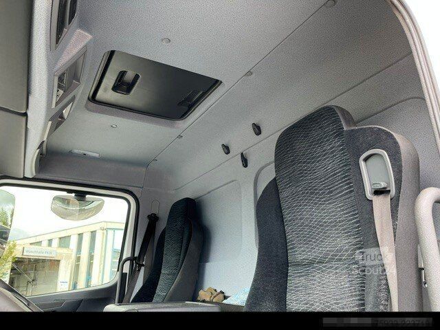Шасси фургона MERCEDES-BENZ Atego 823 L Koffer 7,30m* LBW 1to*Klima*Alu*TOP