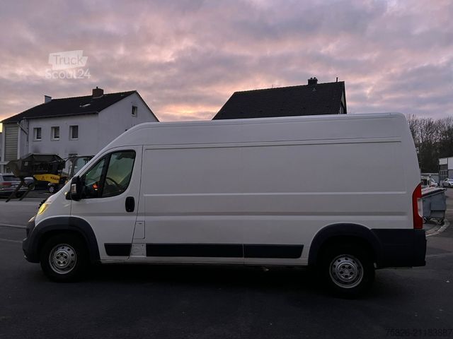 Dodávka s vysokou strechou CITROEN Jumper 35 L3H2*Klimaauto*Kamera*2.Hand*