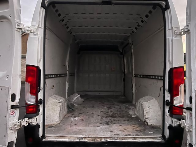 Dodávka s vysokou strechou CITROEN Jumper 35 L3H2*Klimaauto*Kamera*2.Hand*