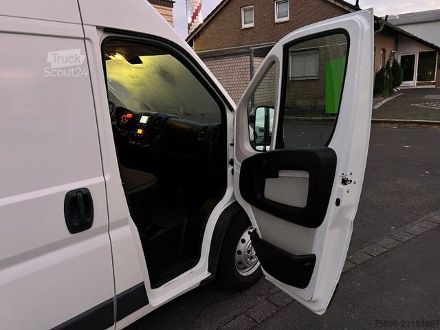 Dodávka s vysokou strechou CITROEN Jumper 35 L3H2*Klimaauto*Kamera*2.Hand*