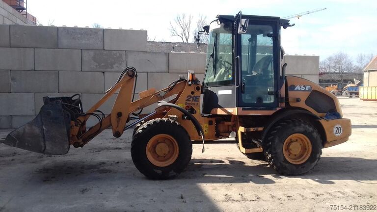 Chargeuse sur pneus Case-IH RL08.12