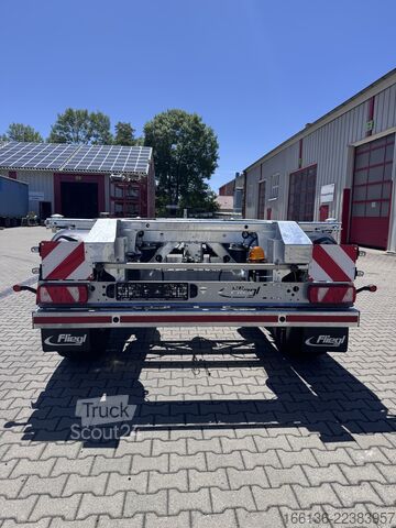 Châssis mixte Fliegl 3-Achs Wechselanhänger DWP 240 Standard