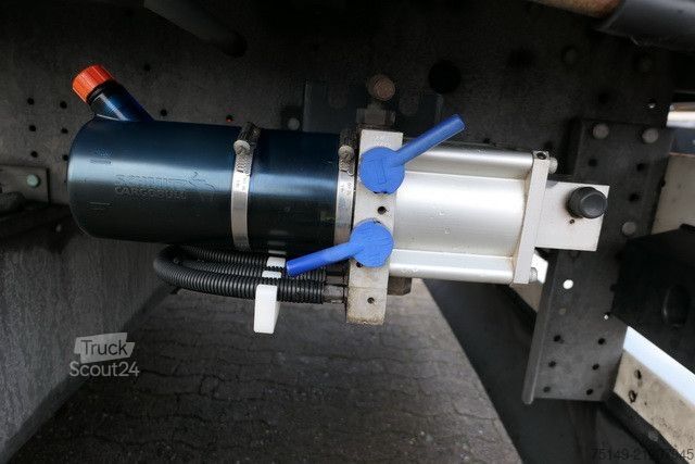 Open oplegger met zeil SCHMITZ CARGOBULL SCS 24/L-13.62 EB, Verzinkt, Hubdach, Getränke