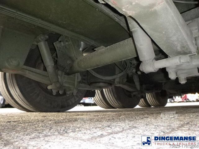 Nizki nakladalnik Broshuis 3-axle semi-lowbed trailer E-2130 / 73 t + ramps