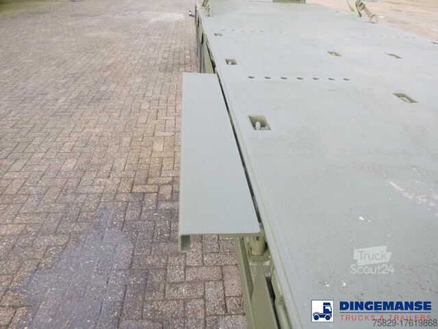 Nizki nakladalnik Broshuis 3-axle semi-lowbed trailer E-2130 / 73 t + ramps