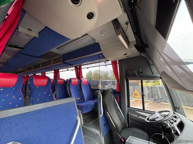 Touringbil Volvo B8R 9700 H 6x2*4 61 +1 SEATS / AC / AUXILIARY H...