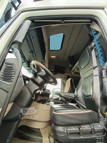 Standardní tahač Daf 530 xg+ 530 xg+
