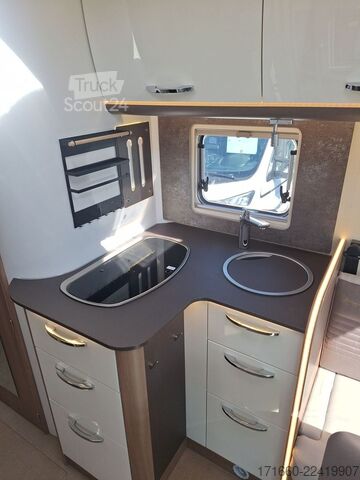 Halvintegrert bobil BÜRSTNER Lyseo TD Harmony Line 727 G Hubstützen*Luftfeder