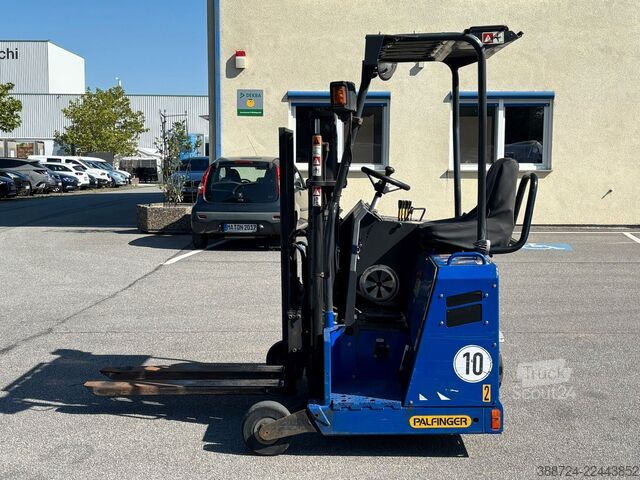 Manipulador telescópico PALFINGER F3 151 K5*Mitnahmestapler*Tragfähigkeit: 1500kg*