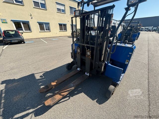 Manipulador telescópico PALFINGER F3 151 K5*Mitnahmestapler*Tragfähigkeit: 1500kg*