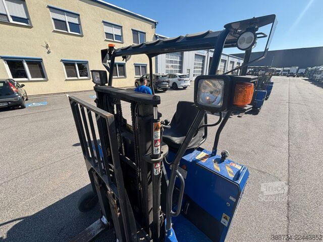 Manipulador telescópico PALFINGER F3 151 K5*Mitnahmestapler*Tragfähigkeit: 1500kg*
