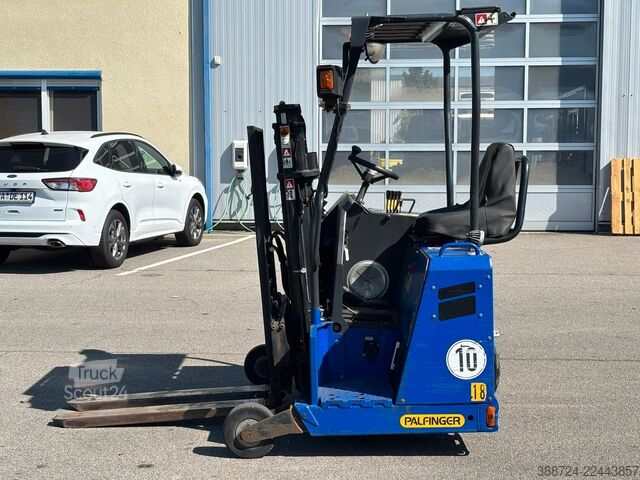 Manipulador telescópico PALFINGER F3 151 K5*Mitnahmestapler*Tragfähigkeit: 1500kg*