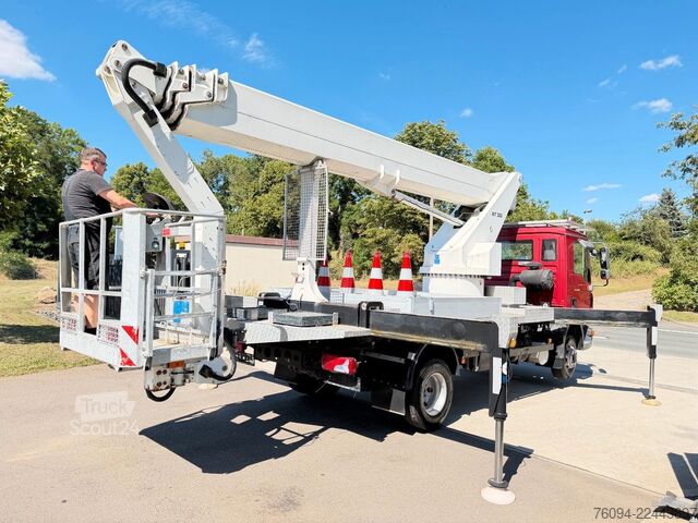 Работна платформа, монтирана на камион MAN TGM 8.180 Hubsteiger WUMAG WT300 30m