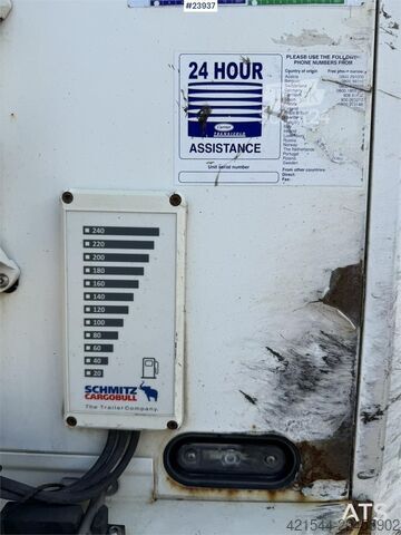 Presenninger, der kan skubbes Schmitz Cargobull with refrigeration/freezing unit