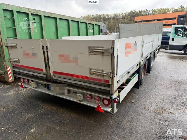 Платформенный трейлер HFR 2 akslet galvanized flat trailer with folding side