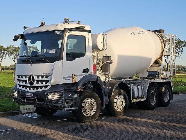 Mixer MERCEDES-BENZ AROCS 3240 PUTZMEISTER 9M3