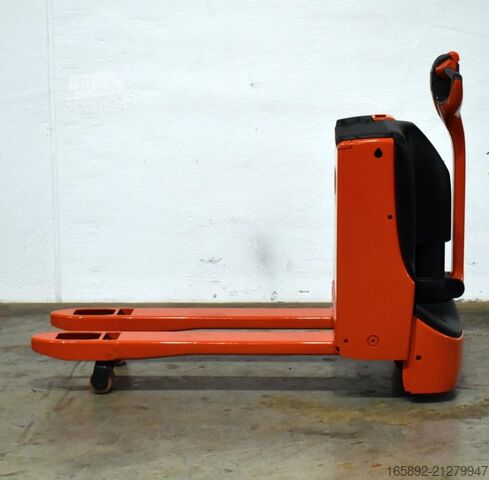 Manual pallet jack Linde T 16 1152