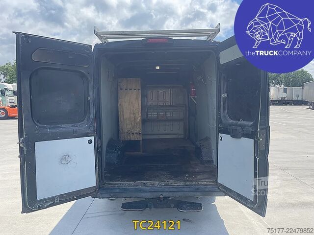 شاحنة بانل Fiat Ducato 2.2 MULTIJET L2H2
