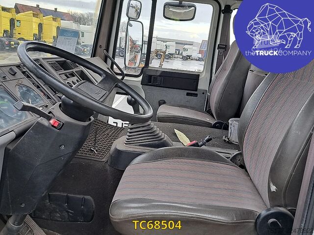 Šasija ar kabīni Volvo FLC