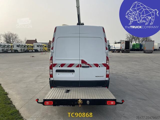 Plataforma elevatória Renault Master 145.35 Nacelle